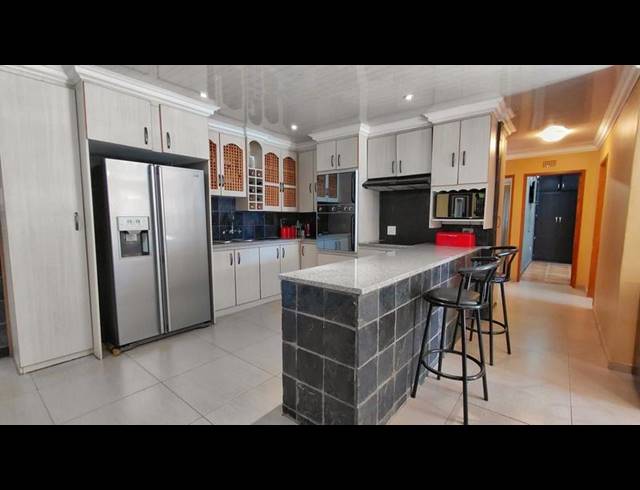 4 BEDROOM HOUSE FOR SALE IN FAUNA